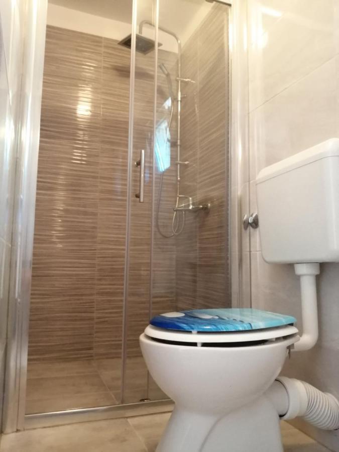 Apartman Barbara Cres Exteriör bild