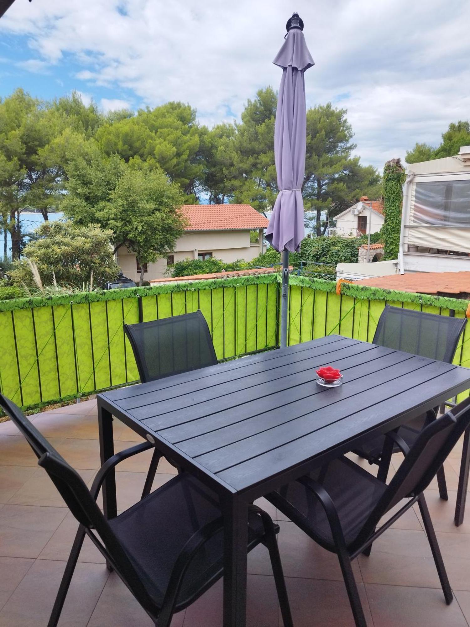 Apartman Barbara Cres Exteriör bild